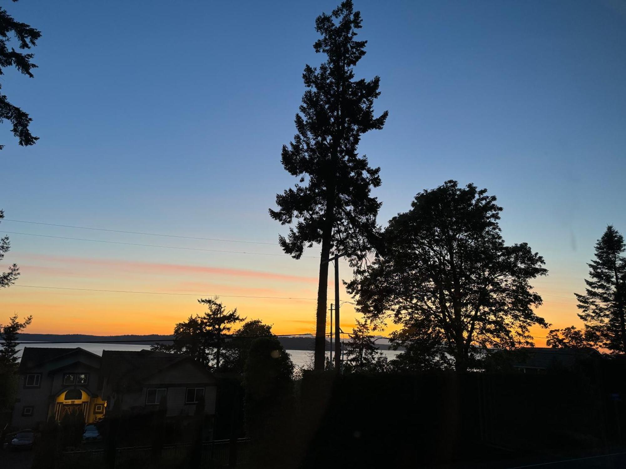 Besa Homestay Near Beach And Seatac Airport - Shared Bathroom With Max 2 Guests Des Moines Ngoại thất bức ảnh